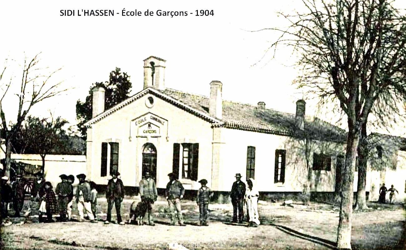 1808- Sidi l'Hassen - Ecole de Garcons - 1904.jpg